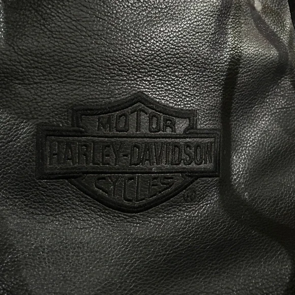 Harley Davidson - Picture 1 of 1